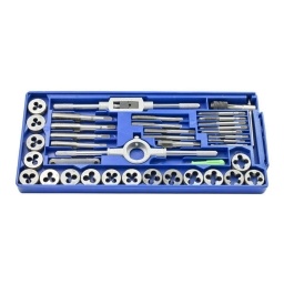 Jgo.39 pzas de machos y terrajasC.metal ECEF R.1140